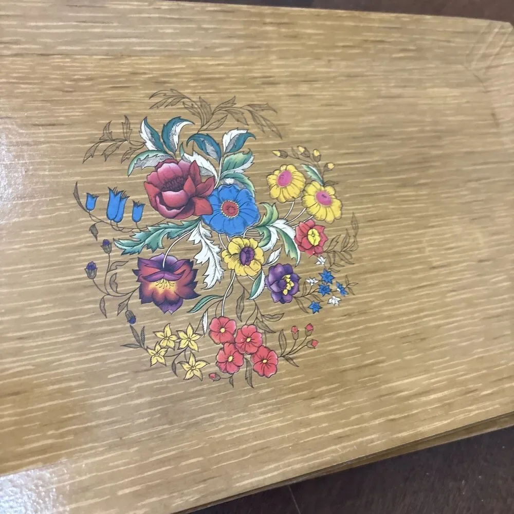 8 Vintage HASKELITE Lap TV Tray Mid Century Modern Buffet Serving Flowers